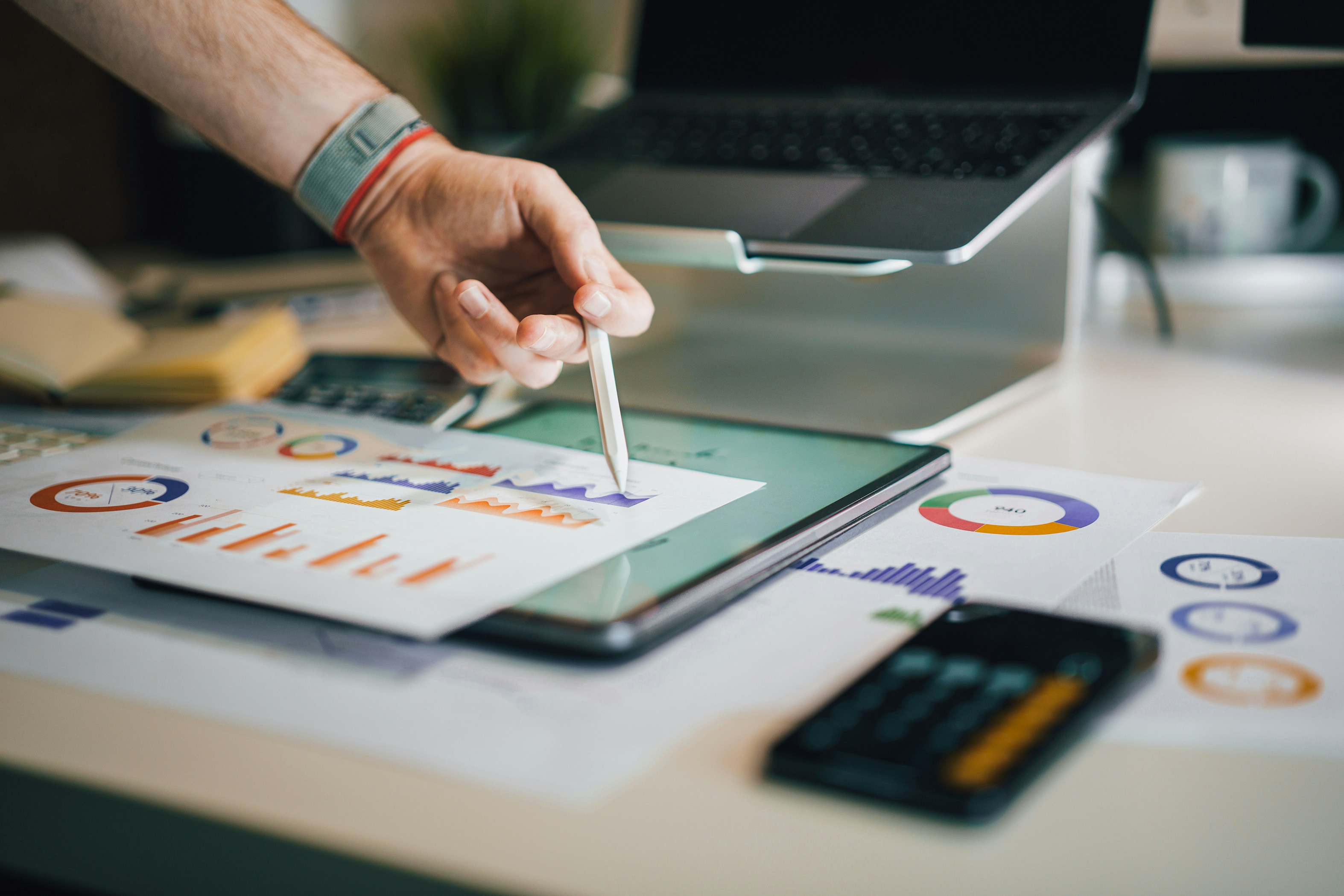 AI portfolio assessment dashboard artwork with a scorecard and risk matrix